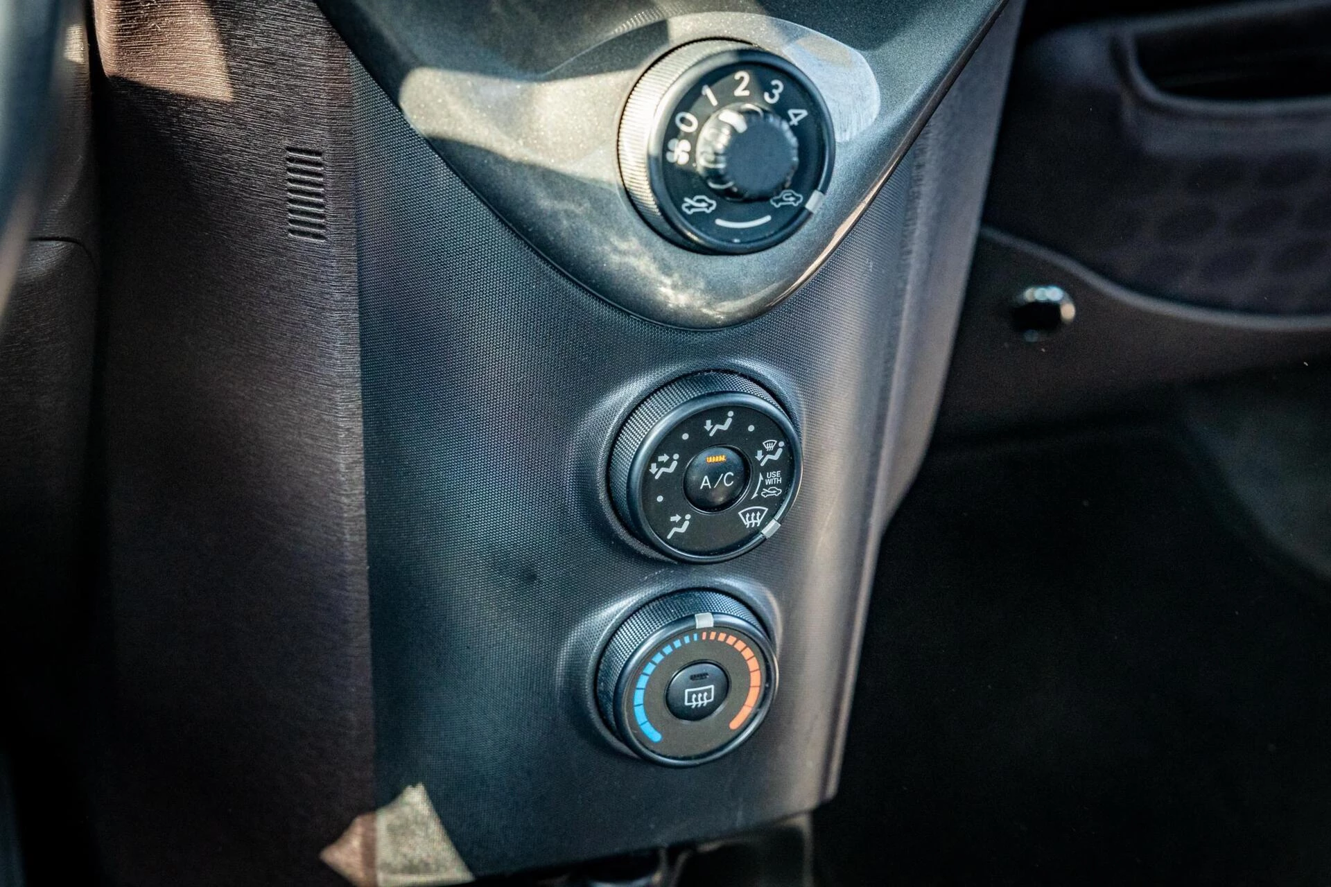 Hoofdafbeelding Toyota iQ
