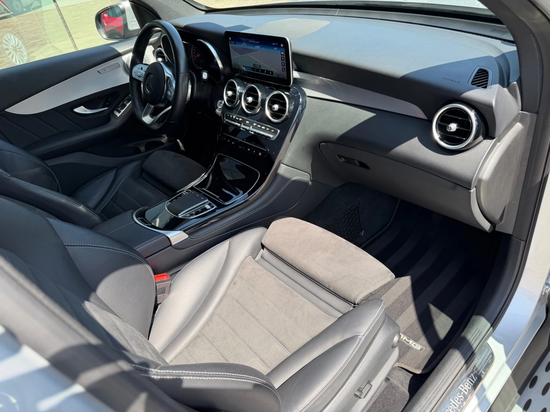 Hoofdafbeelding Mercedes-Benz GLC