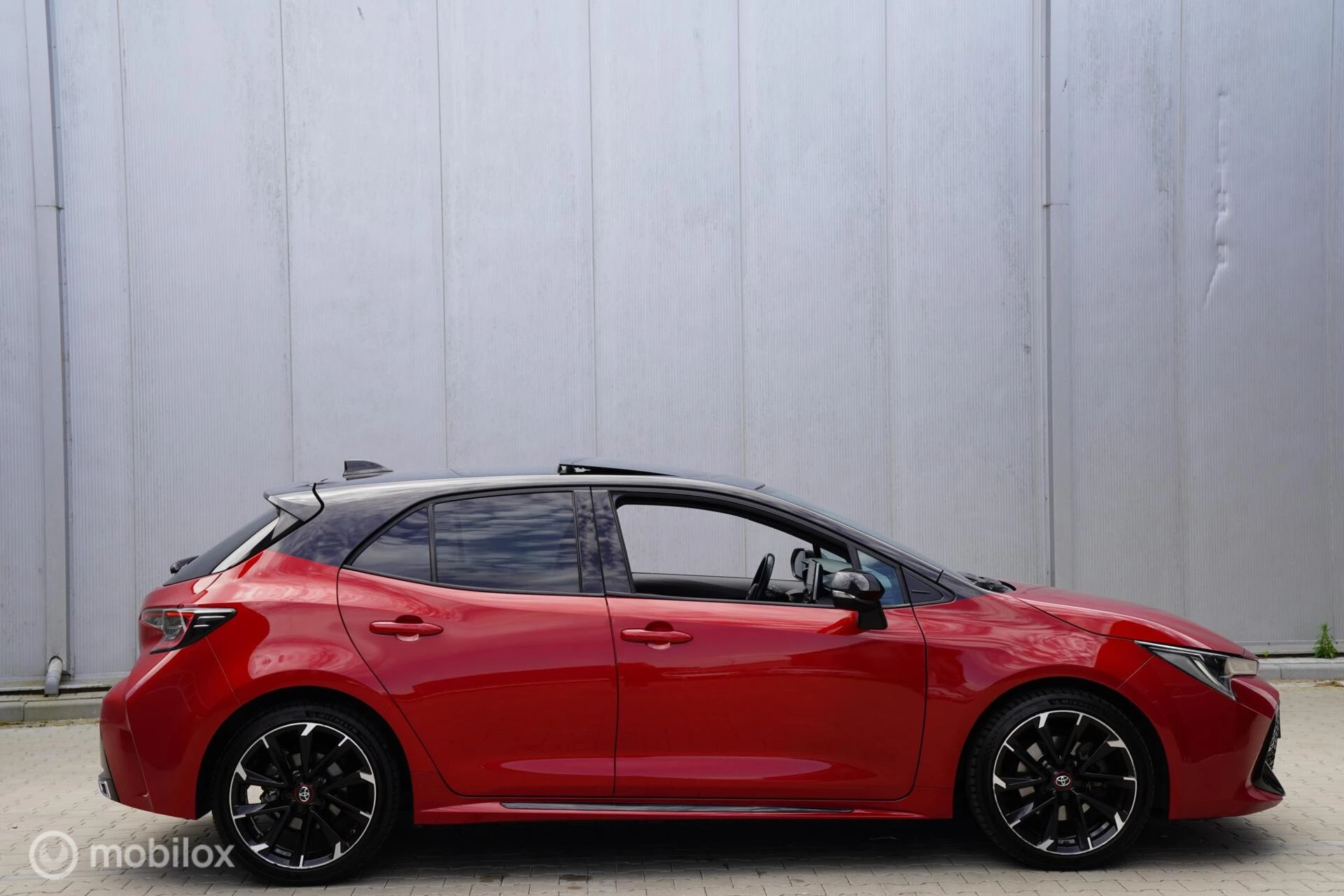 Hoofdafbeelding Toyota Corolla