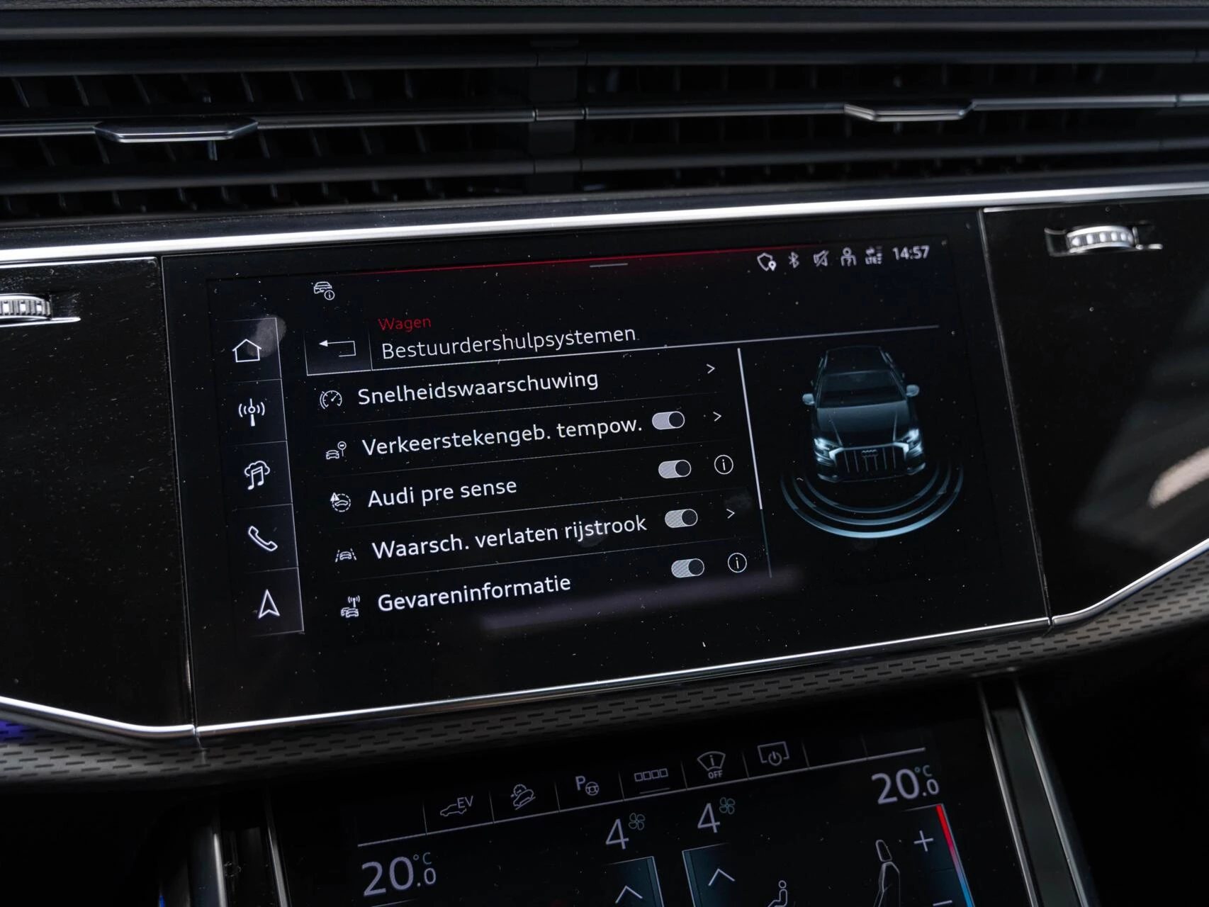 Hoofdafbeelding Audi Q8