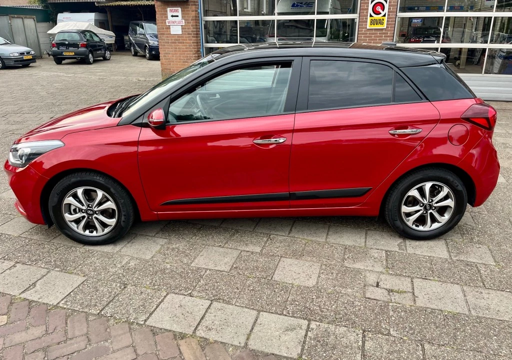 Hoofdafbeelding Hyundai i20