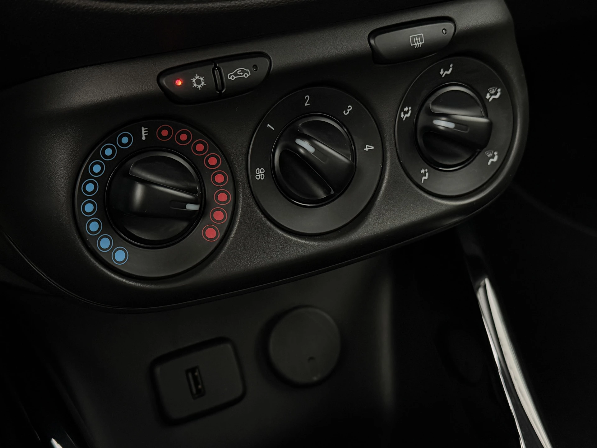 Hoofdafbeelding Opel ADAM