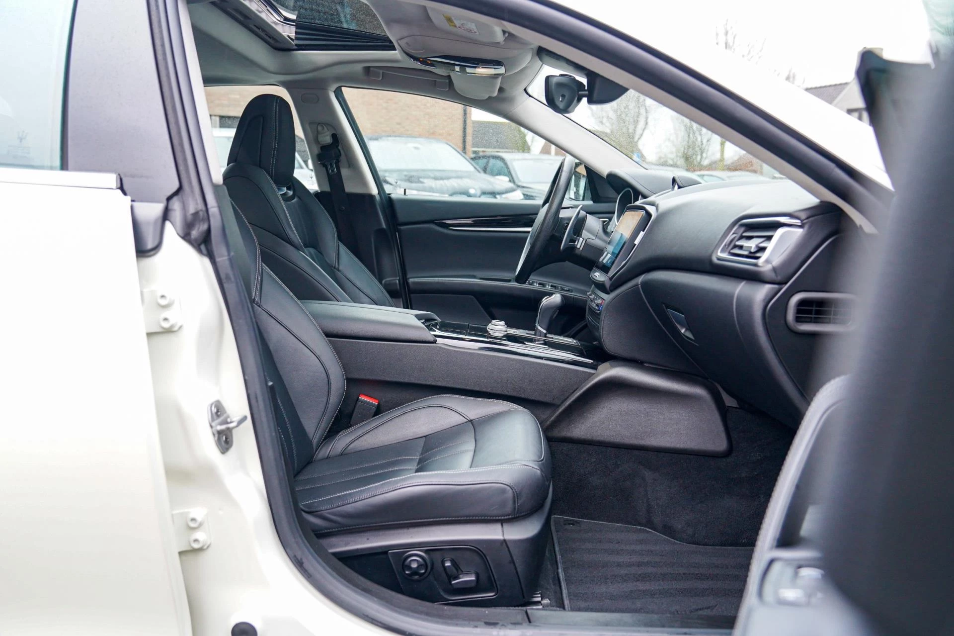 Hoofdafbeelding Maserati Ghibli