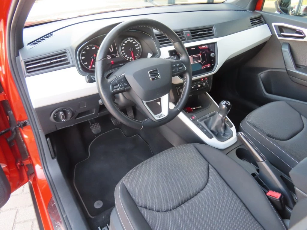 Hoofdafbeelding SEAT Arona