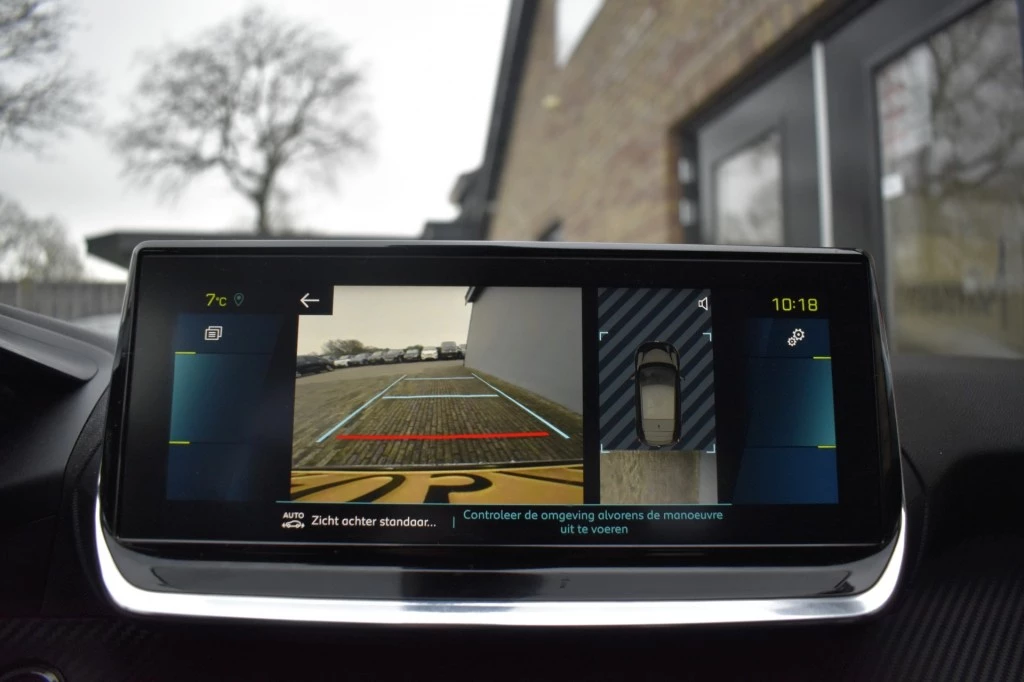 Hoofdafbeelding Peugeot e-208