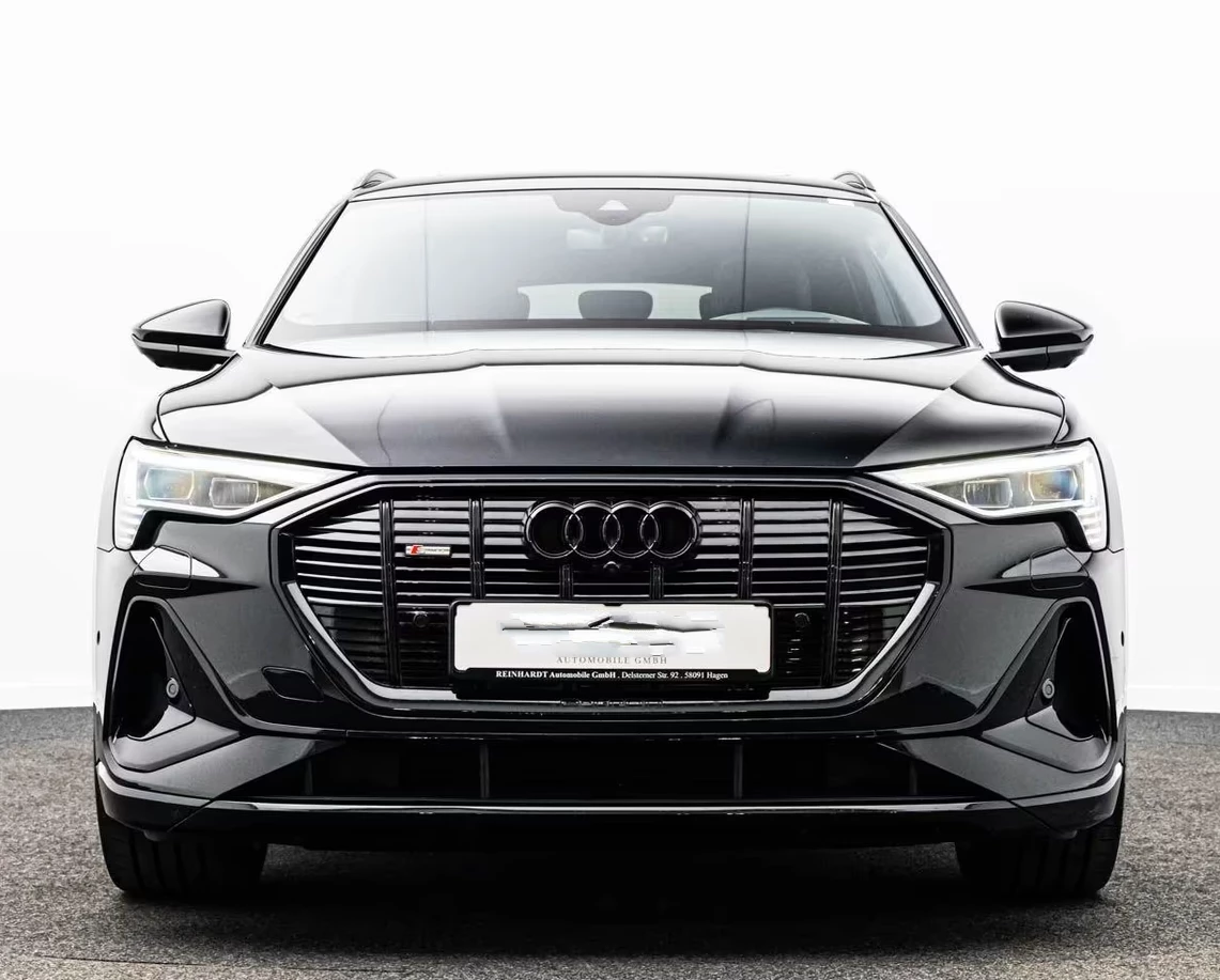 Hoofdafbeelding Audi e-tron