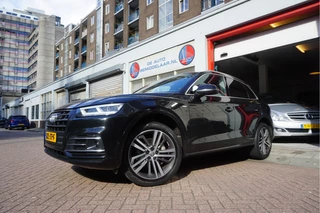 Audi Q5 55 TFSI e quattro Competition Aut7 | Black on Black | B&O | S-line | Virtual Cockpit | Adaptive cruise | Sfeerverlichting | Trekhaak |