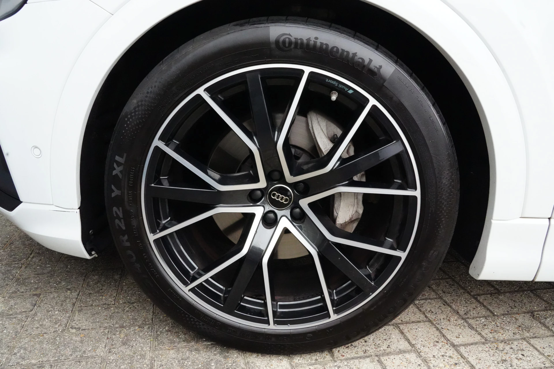 Hoofdafbeelding Audi Q8