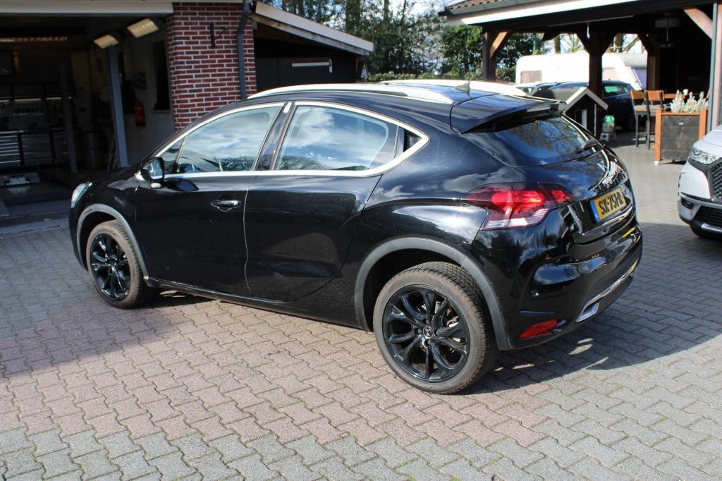 Hoofdafbeelding DS DS 4