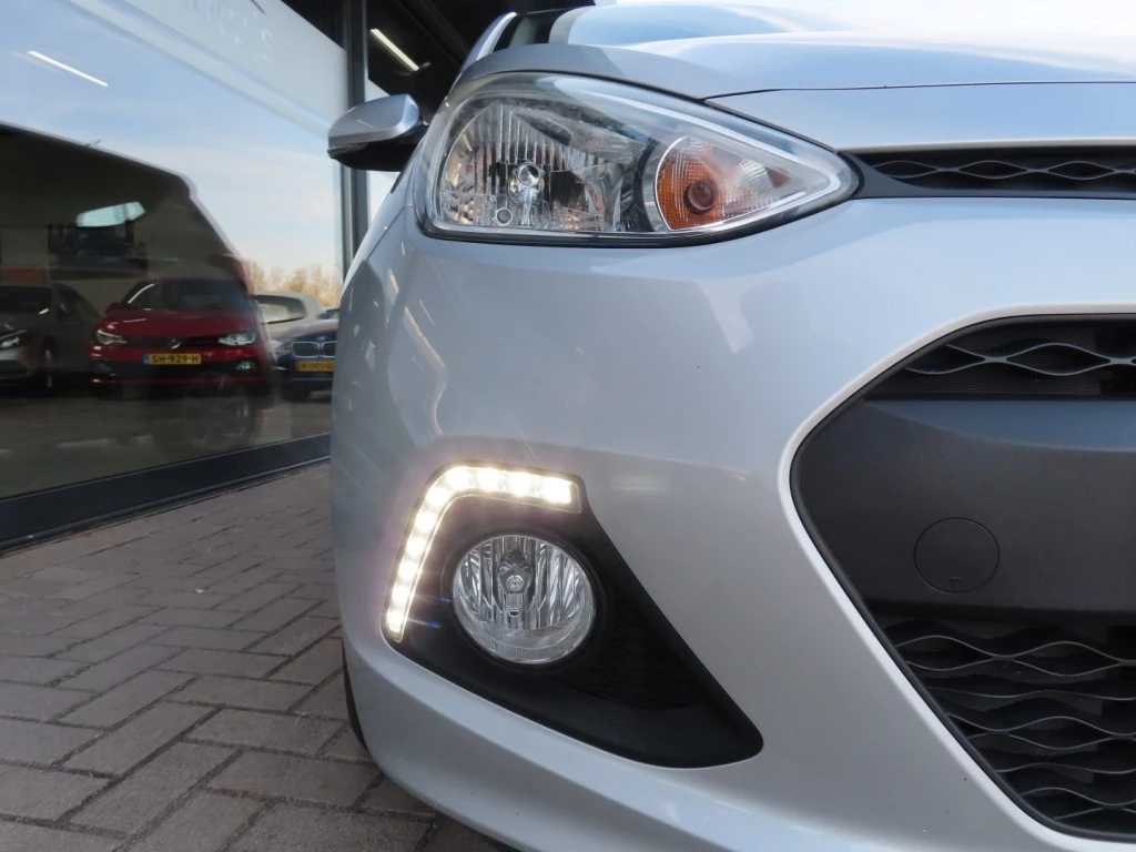 Hoofdafbeelding Hyundai i10