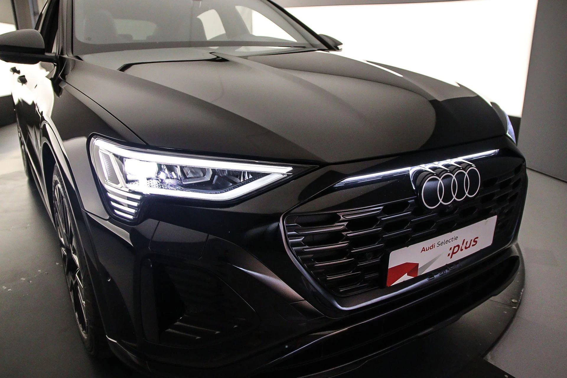 Hoofdafbeelding Audi Q8 Sportback e-tron