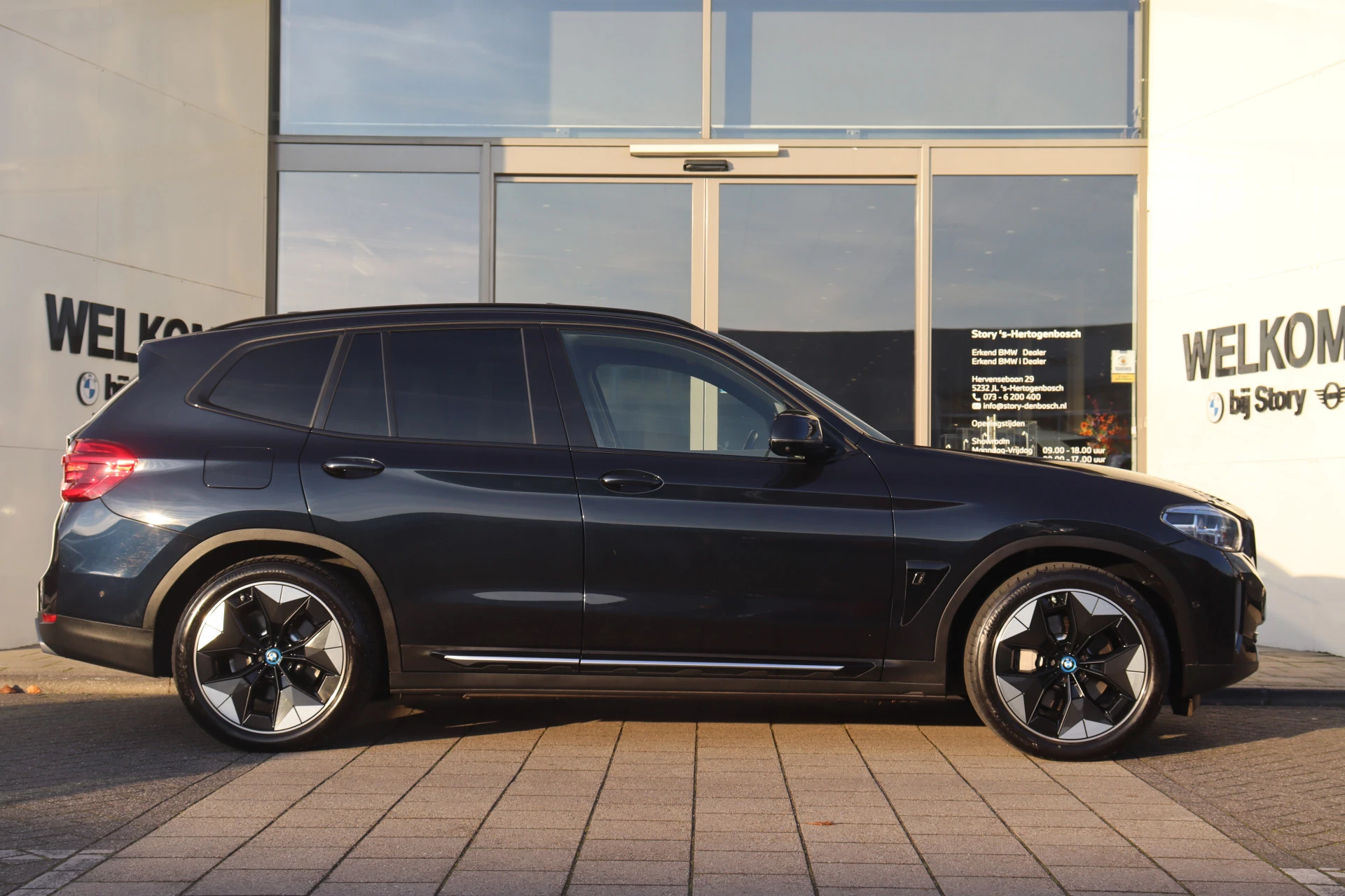 Hoofdafbeelding BMW iX3