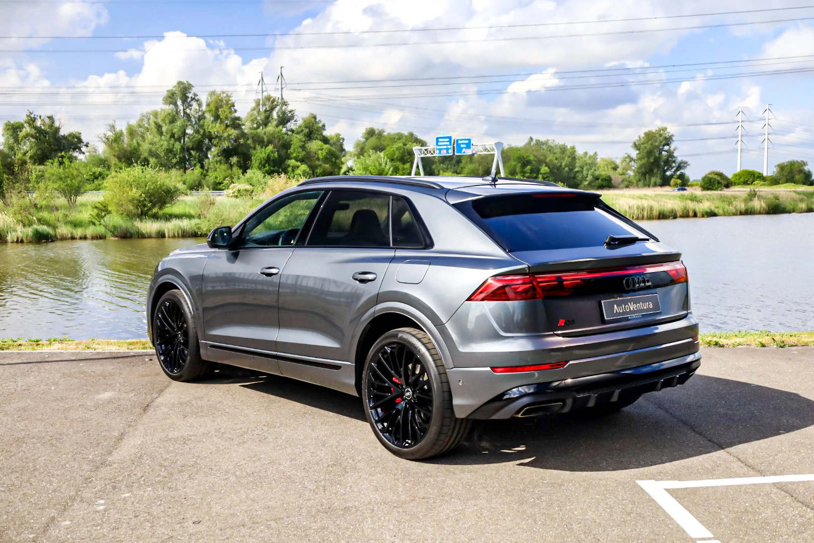 Hoofdafbeelding Audi Q8