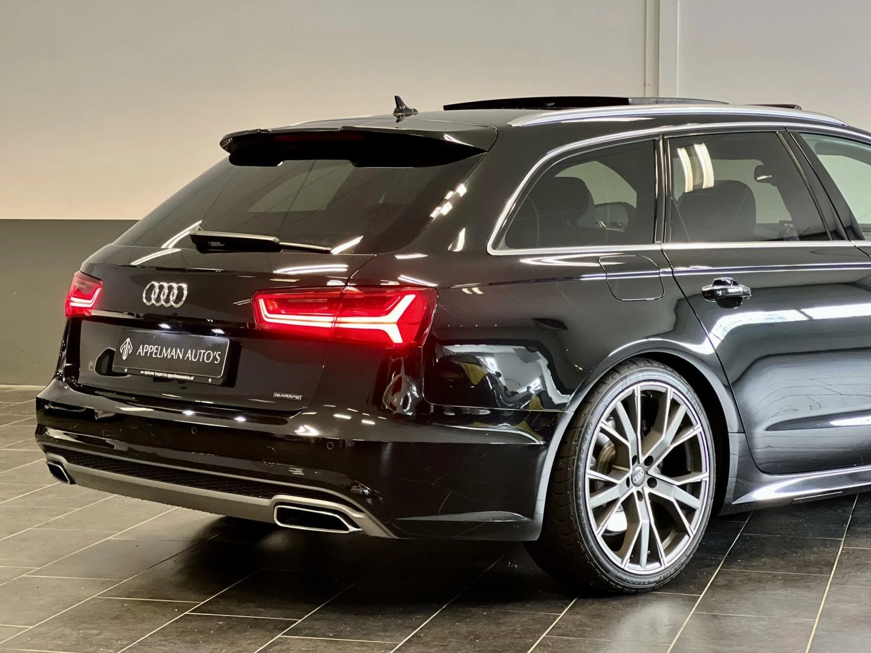 Hoofdafbeelding Audi A6