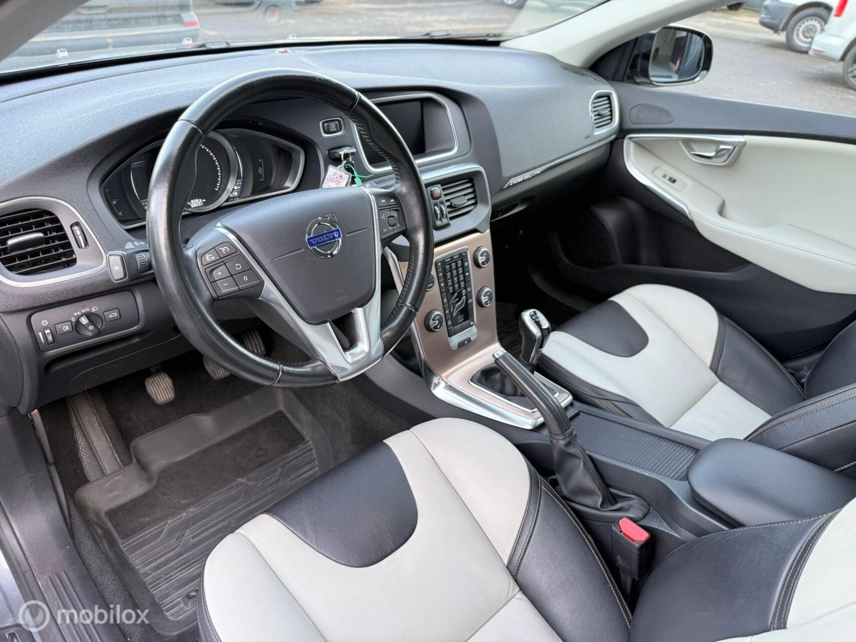 Hoofdafbeelding Volvo V40