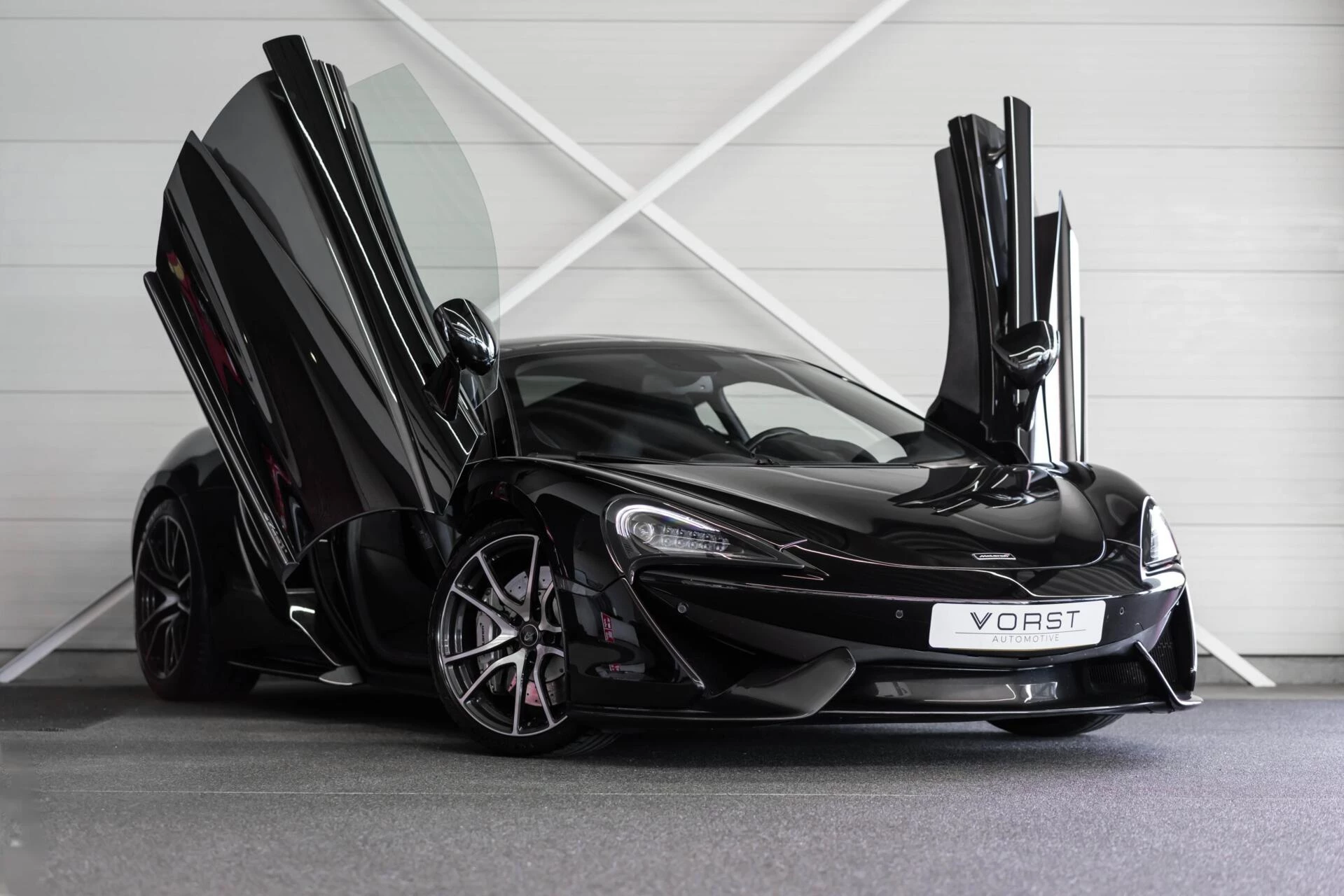 Hoofdafbeelding McLaren 570GT