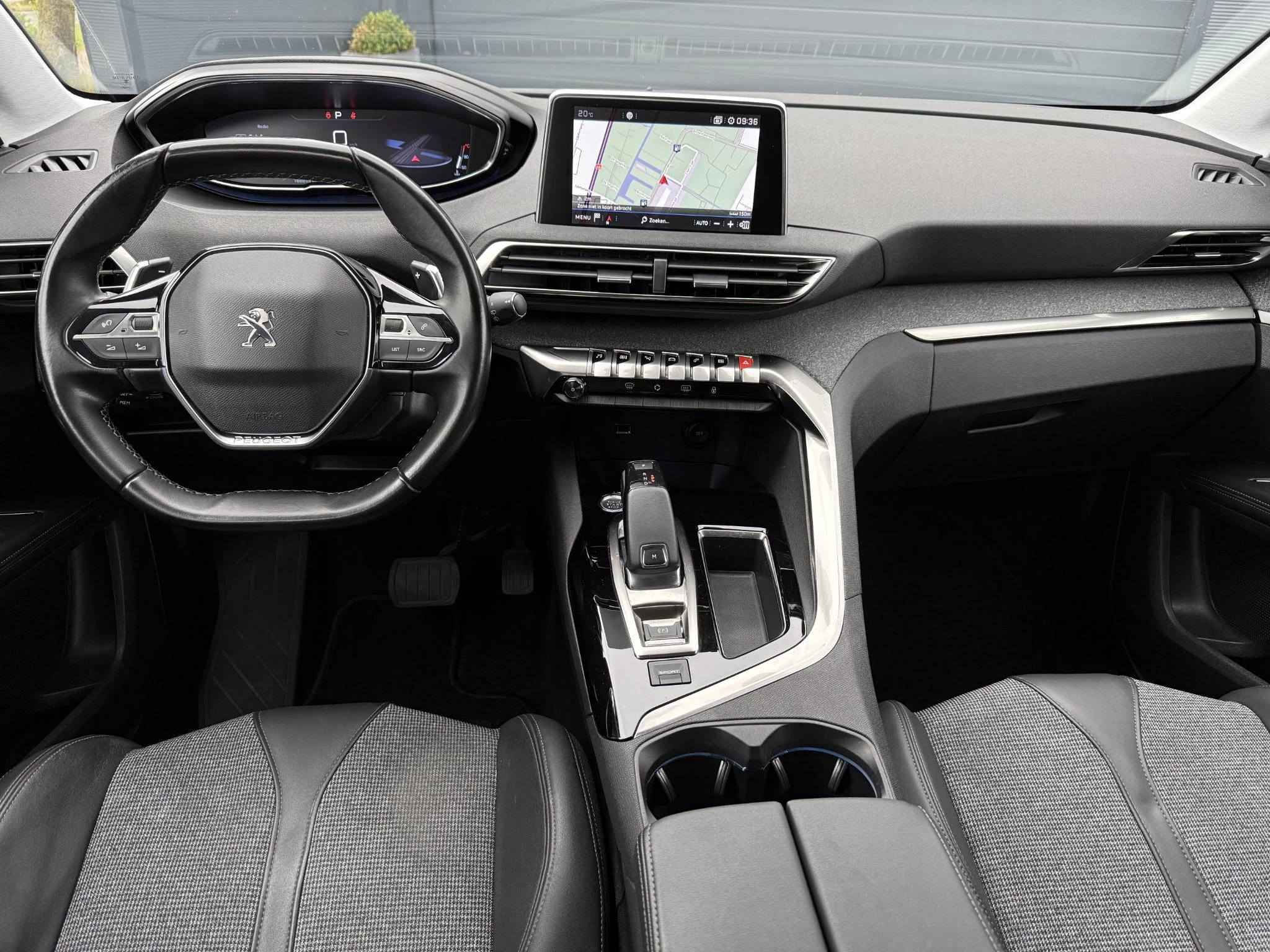 Hoofdafbeelding Peugeot 5008