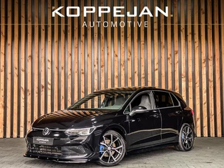 Volkswagen Golf 1.5 eTSI 150PK DSG R-Line Business | PANO | KEYLESS | MATRIX | STOELVERWARMING |