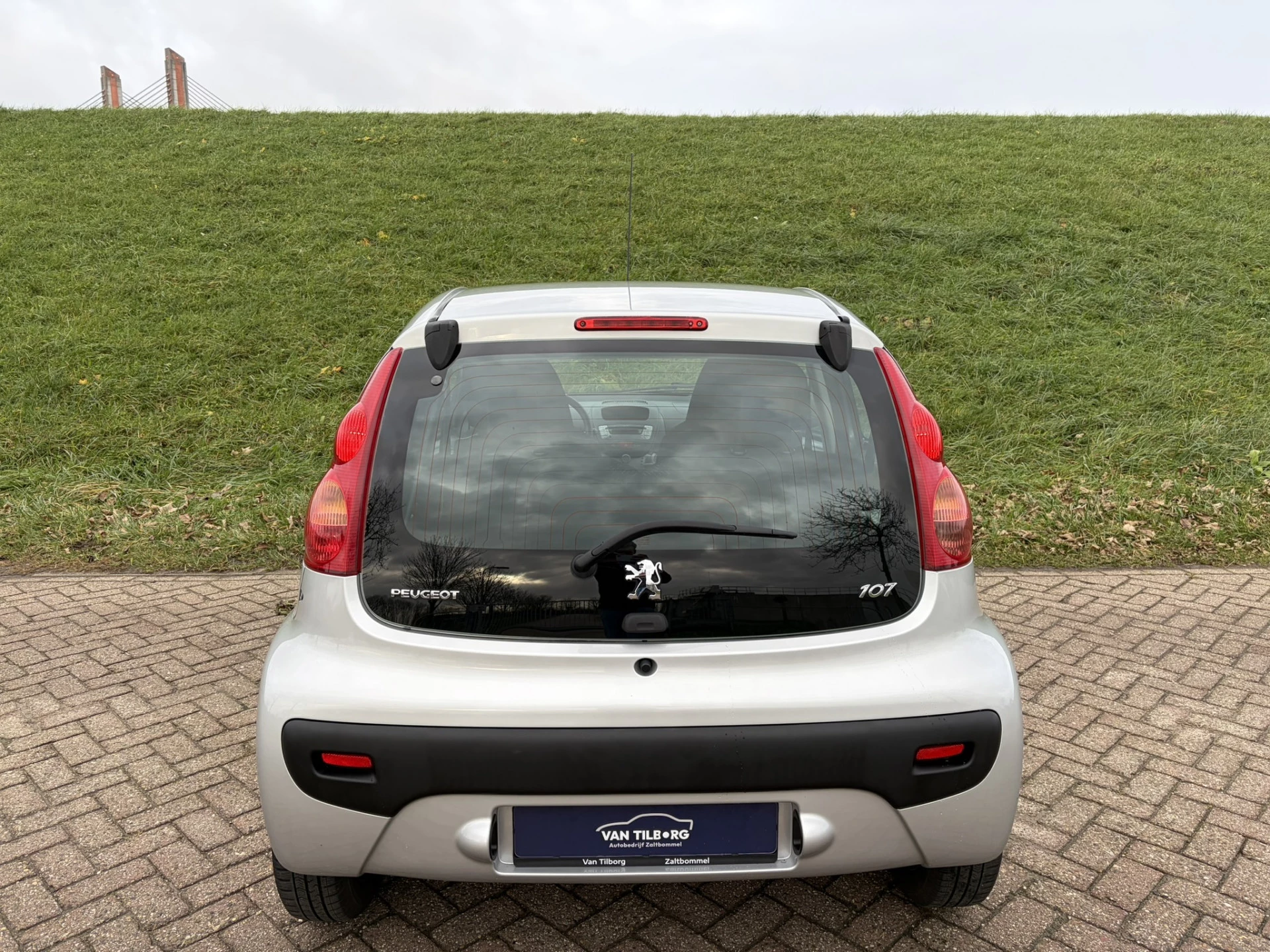 Hoofdafbeelding Peugeot 107