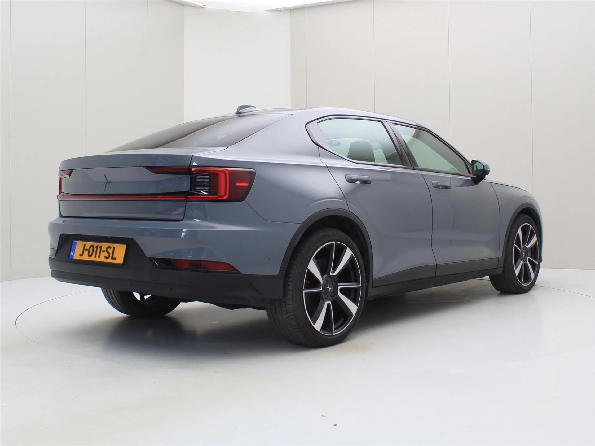 Hoofdafbeelding Polestar 2