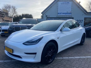 Hoofdafbeelding Tesla Model 3 Tesla Model 3 52123KM!/BTW/AUTO-PILOT/PANO/18INCH/PARELMOER