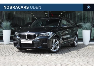 BMW X1 xDrive25e M Sport Automaat / Sportstoelen / LED / Stoelverwarming / Cruise Control / PDC achter