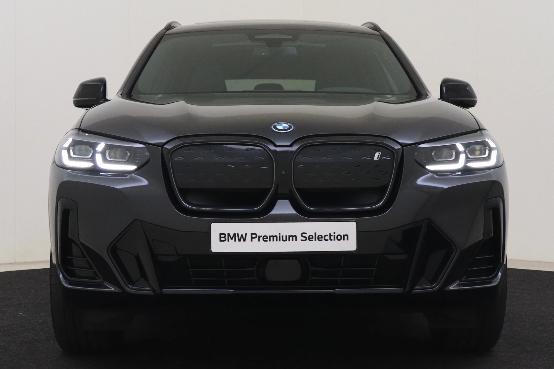 Hoofdafbeelding BMW iX3