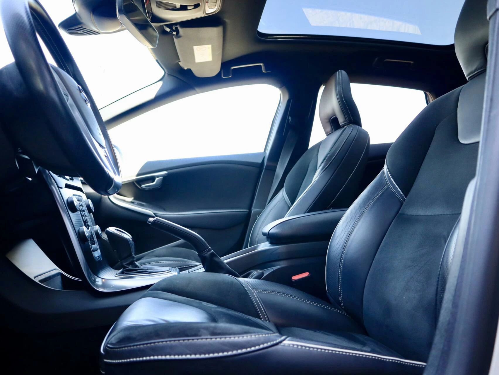 Hoofdafbeelding Volvo V40