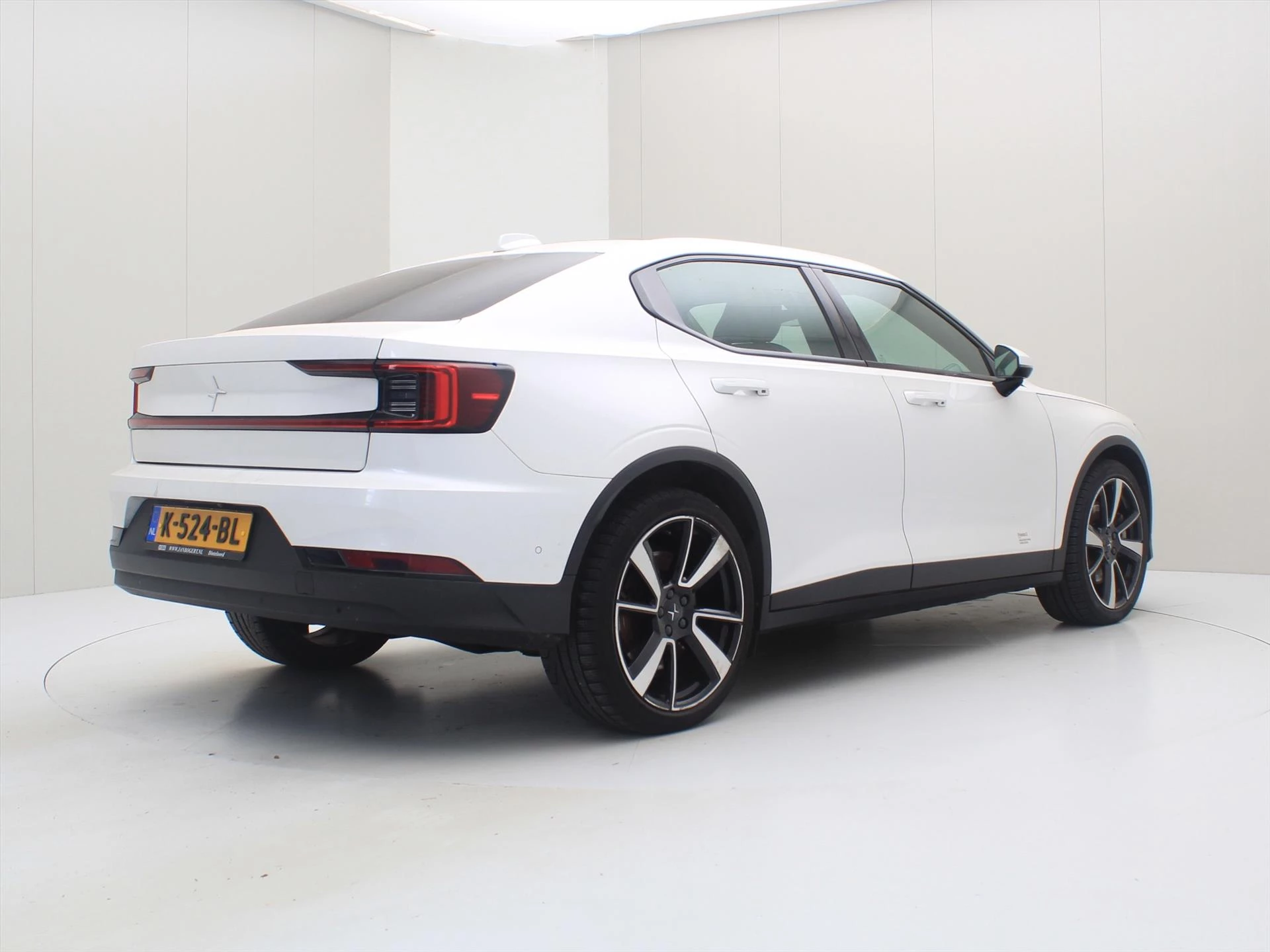 Hoofdafbeelding Polestar 2
