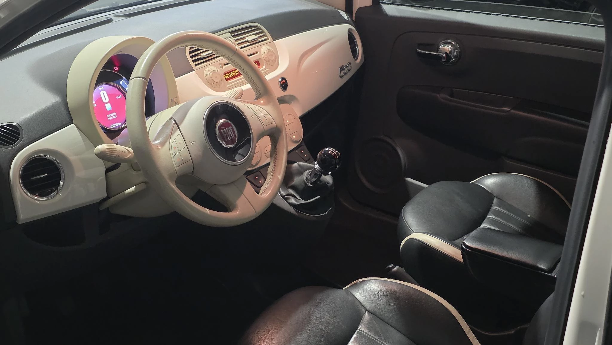 Hoofdafbeelding Fiat 500