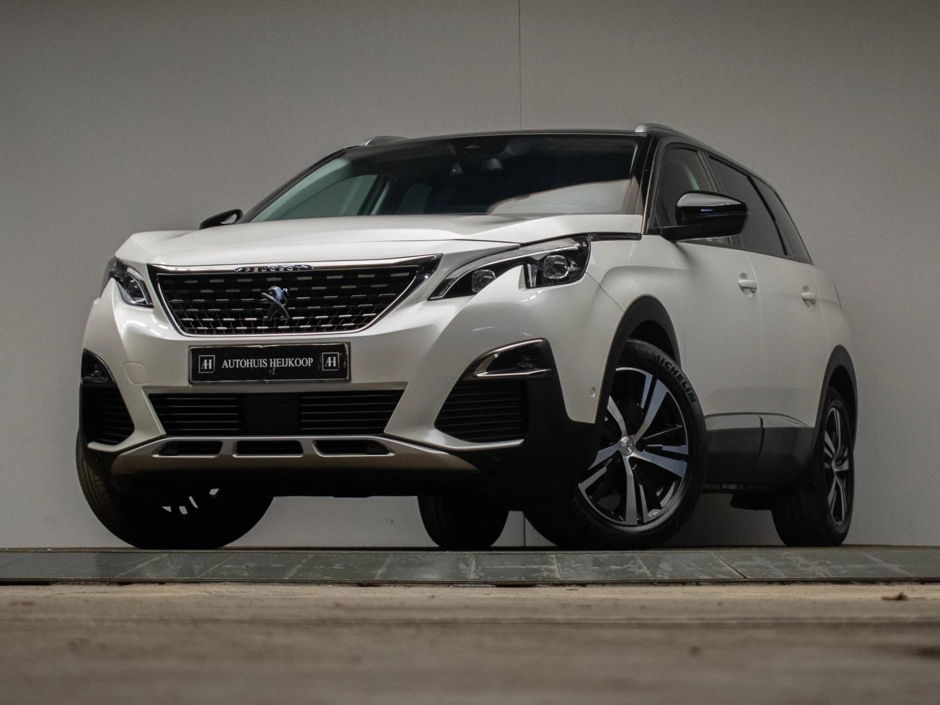 Hoofdafbeelding Peugeot 5008