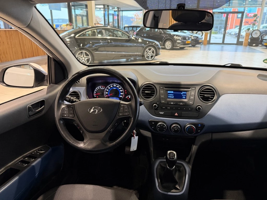 Hoofdafbeelding Hyundai i10