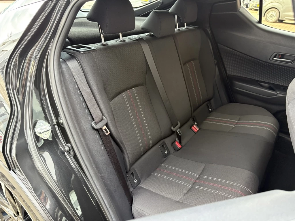 Hoofdafbeelding Toyota C-HR