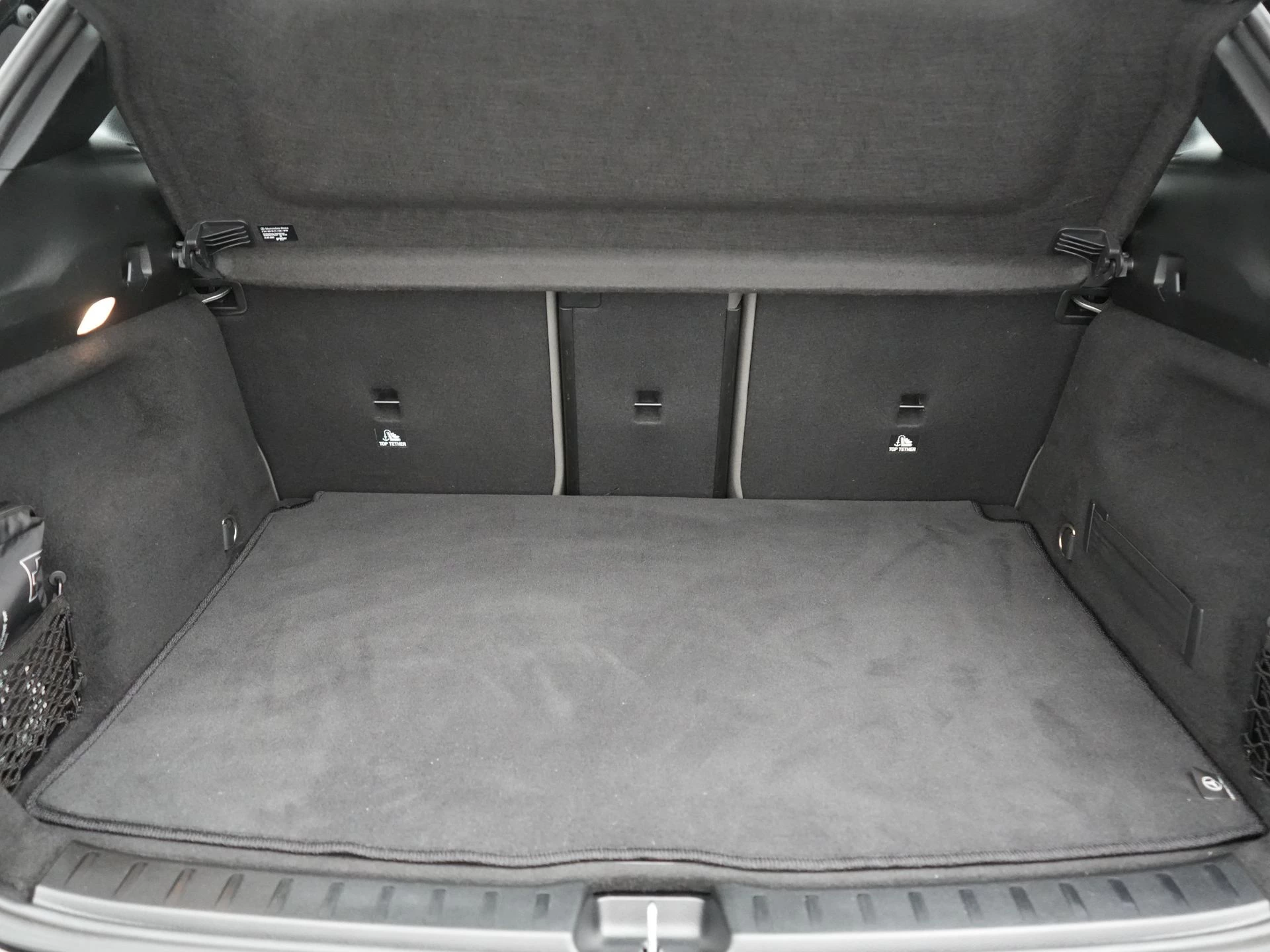 Hoofdafbeelding Mercedes-Benz EQA