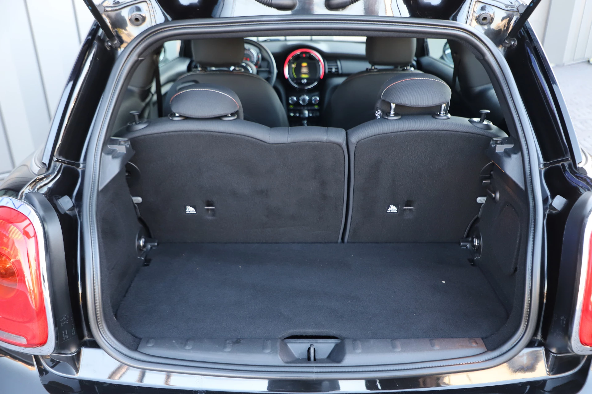 Hoofdafbeelding MINI One