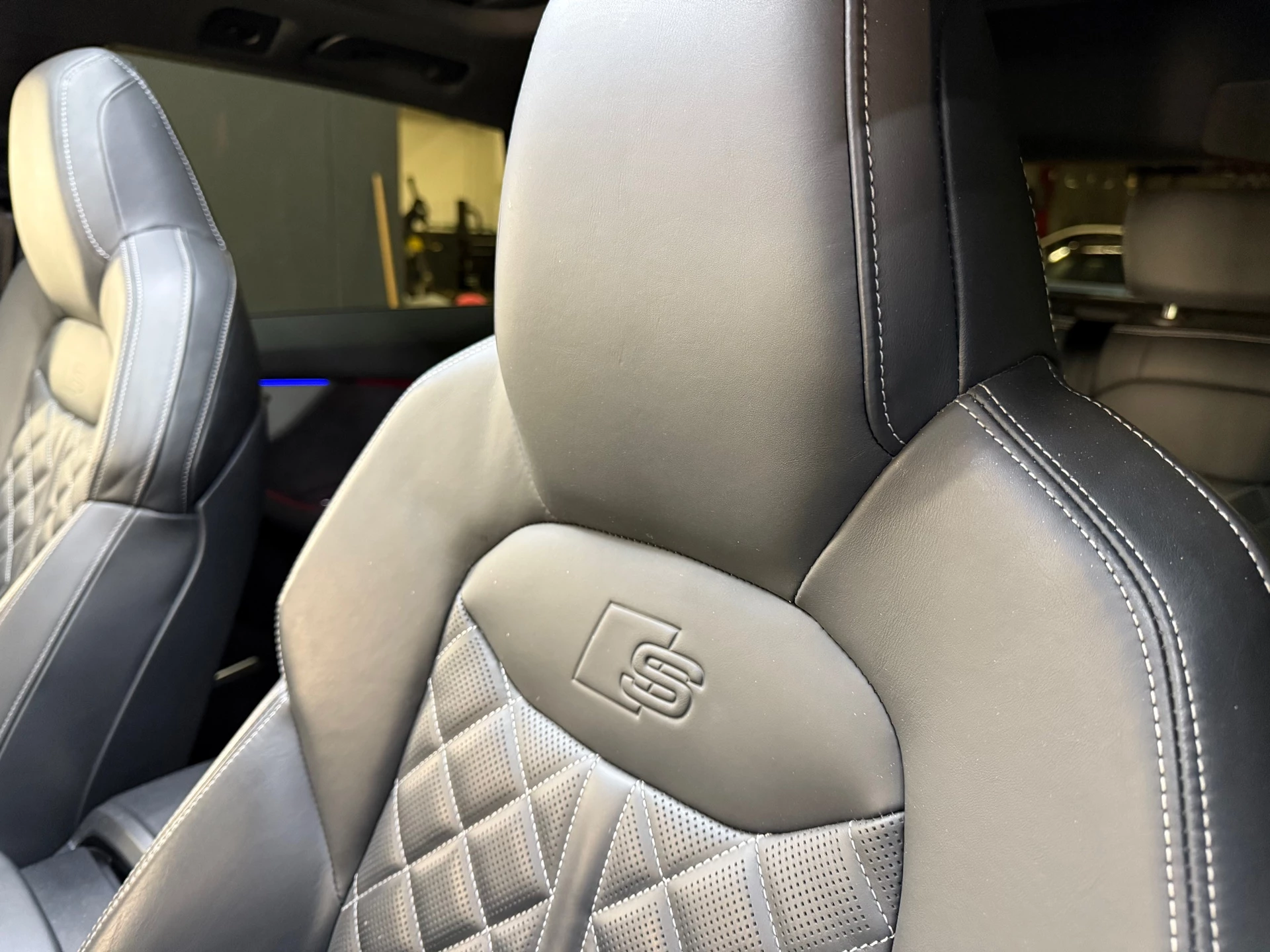Hoofdafbeelding Audi Q8