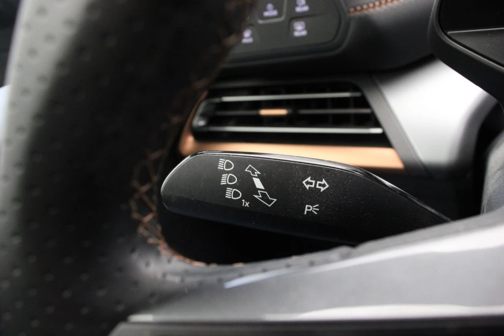 Hoofdafbeelding CUPRA Born