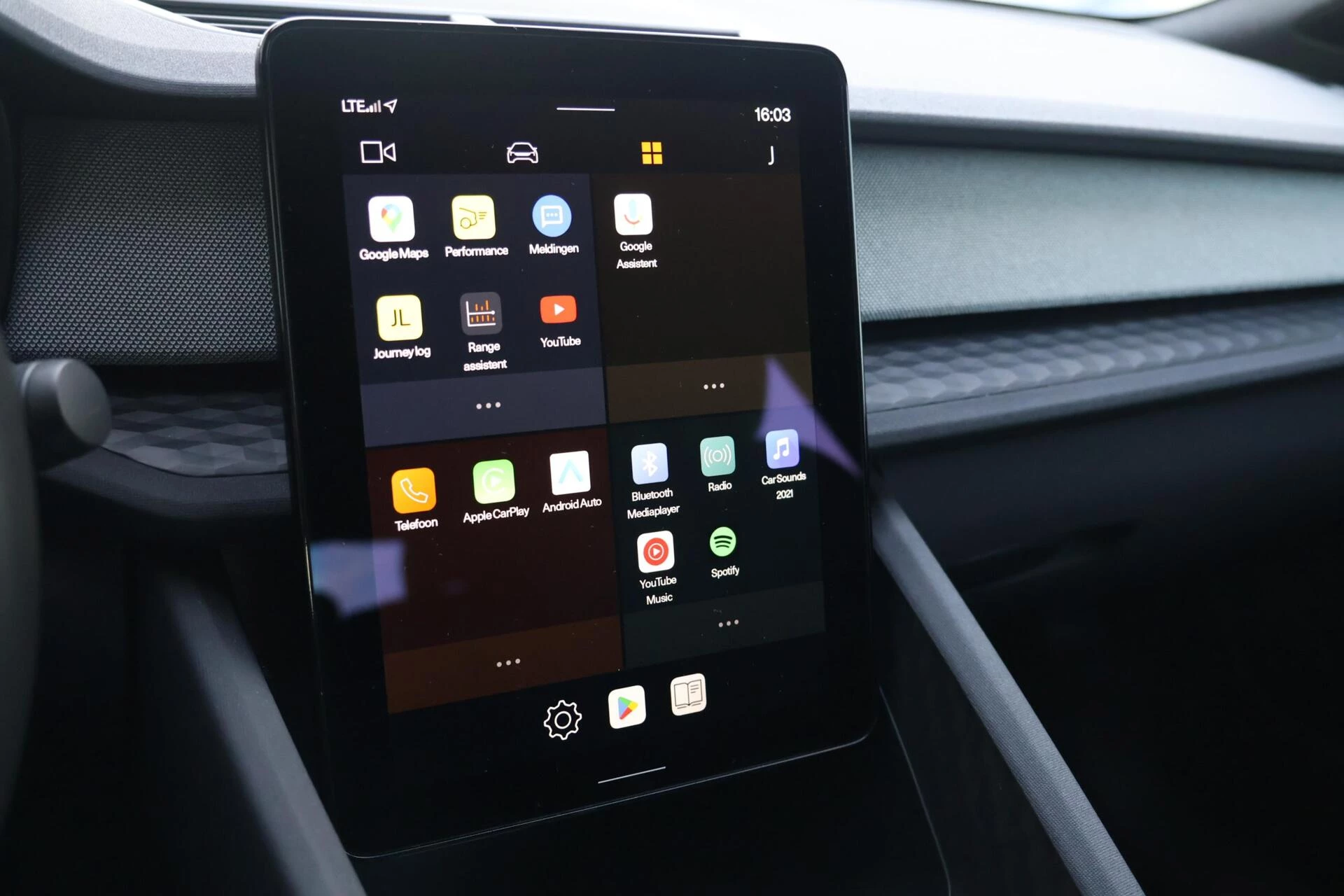 Hoofdafbeelding Polestar 2