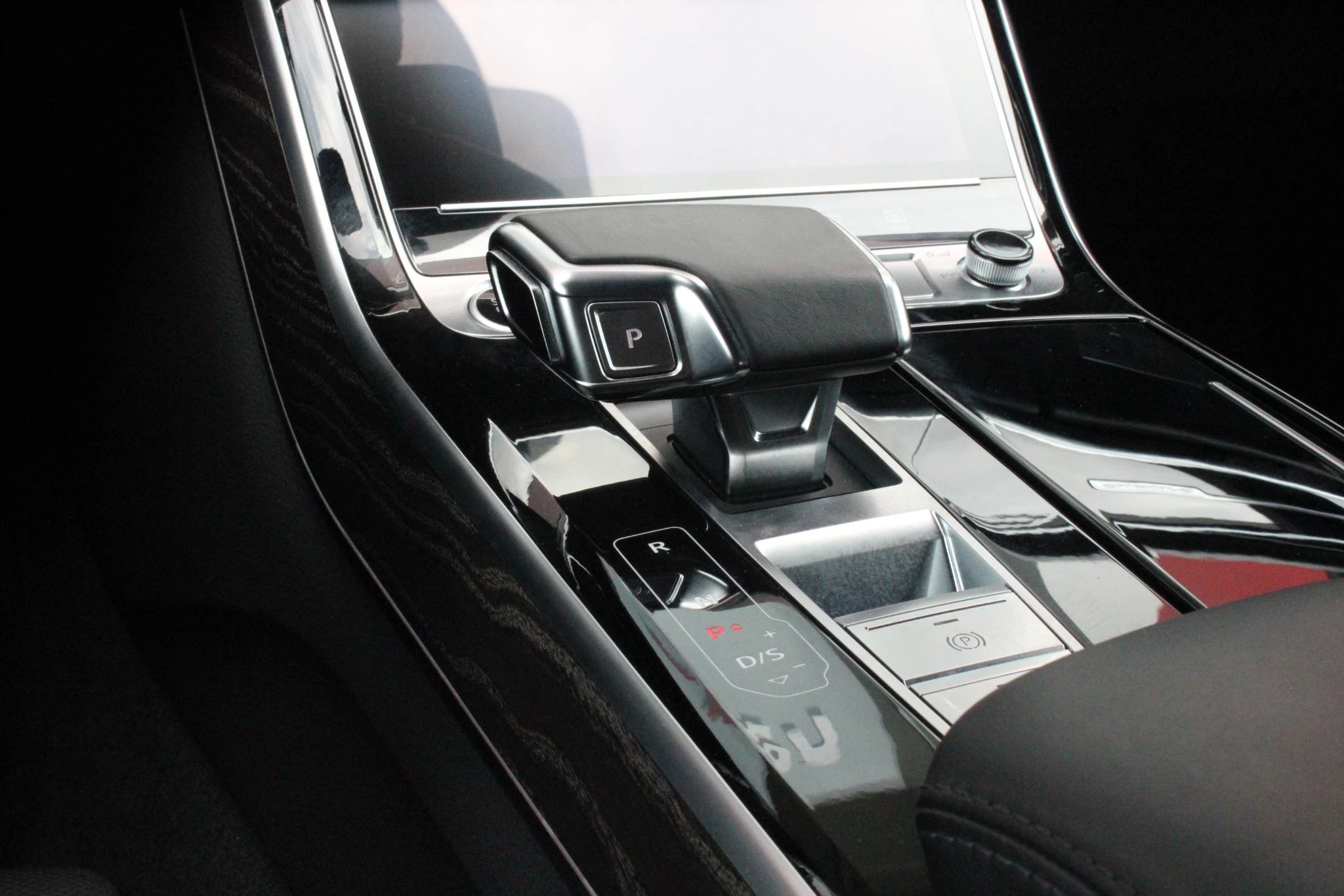 Hoofdafbeelding Audi A8
