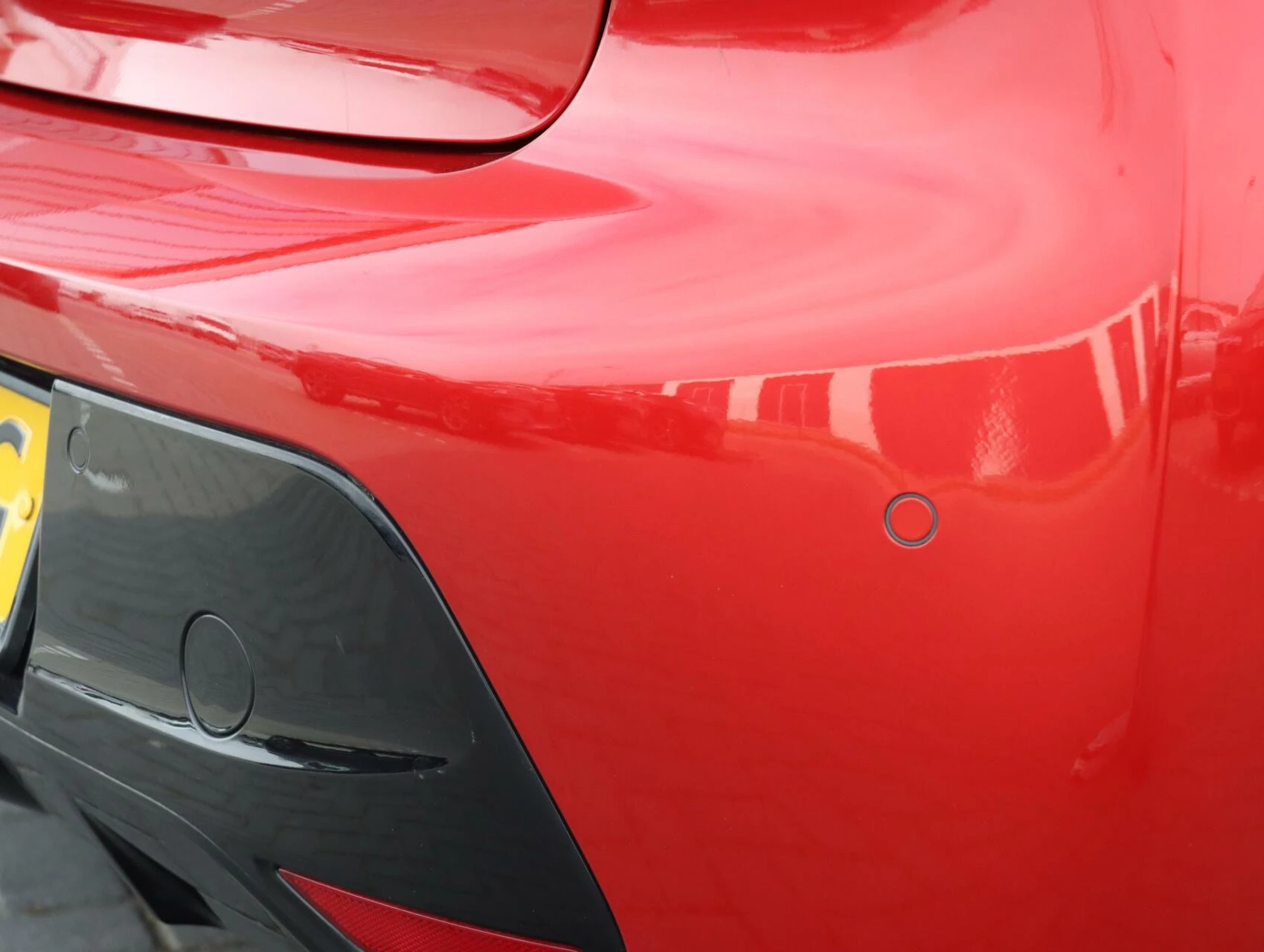 Hoofdafbeelding Peugeot e-208