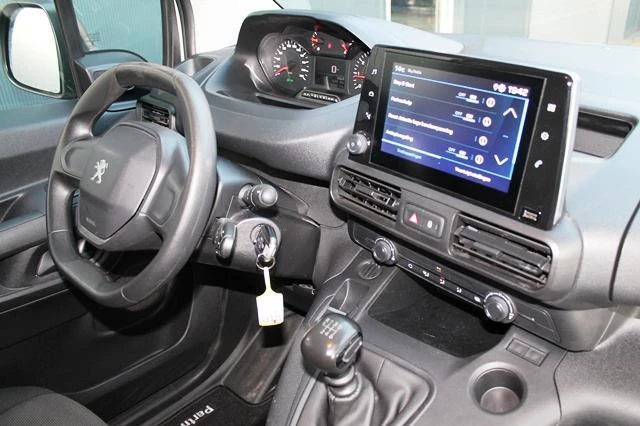 Hoofdafbeelding Peugeot Partner