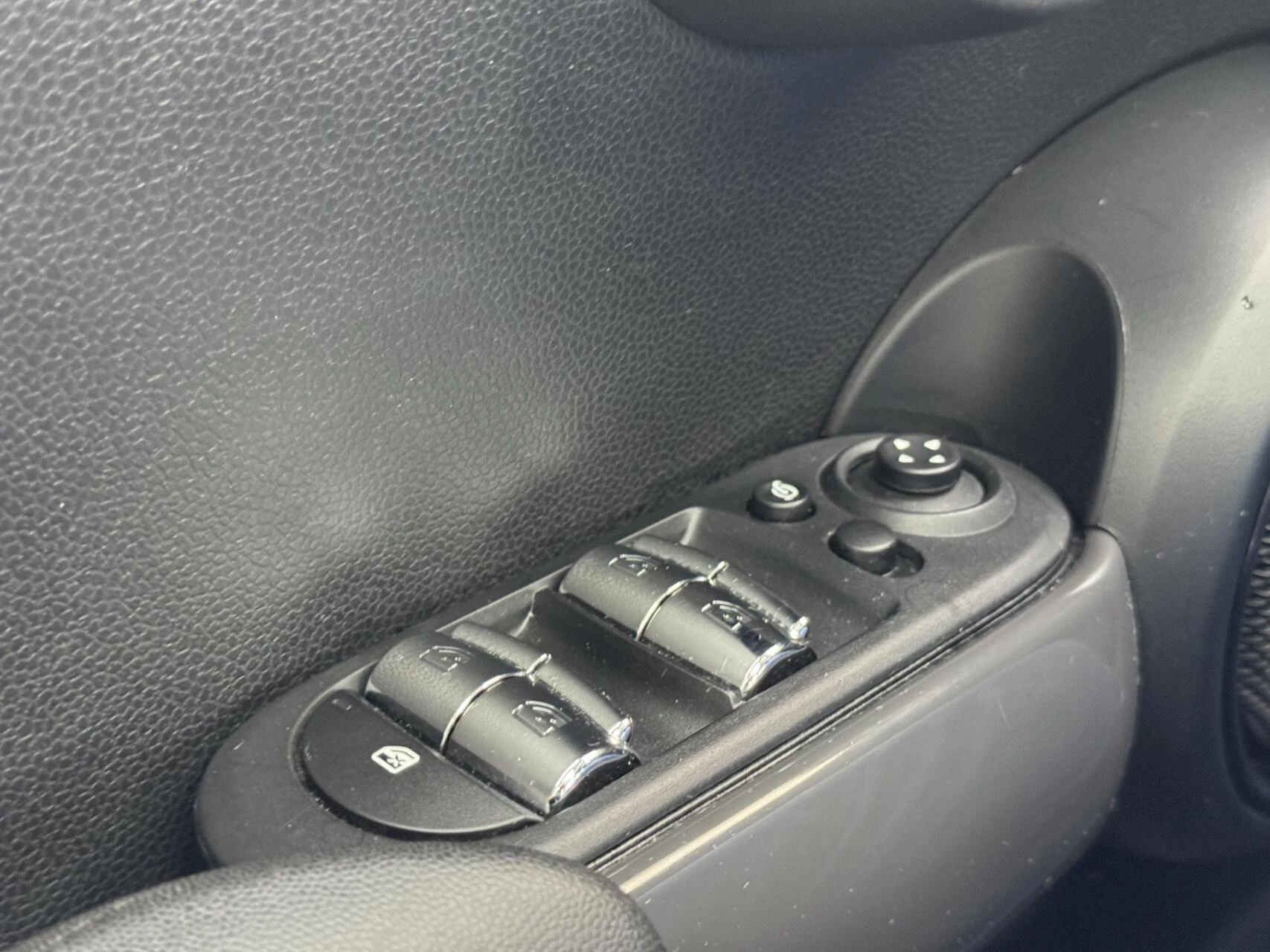 Hoofdafbeelding MINI One