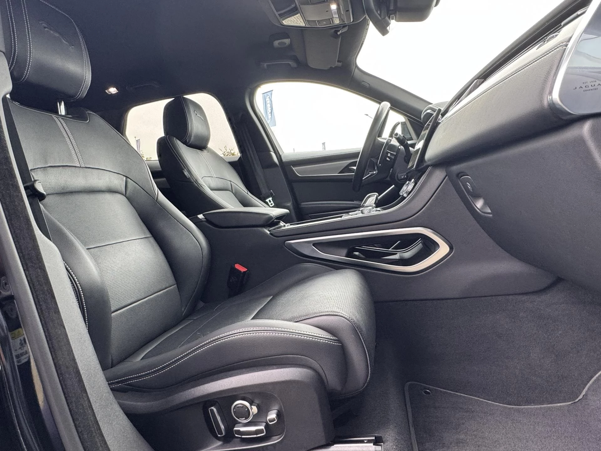 Hoofdafbeelding Jaguar F-PACE