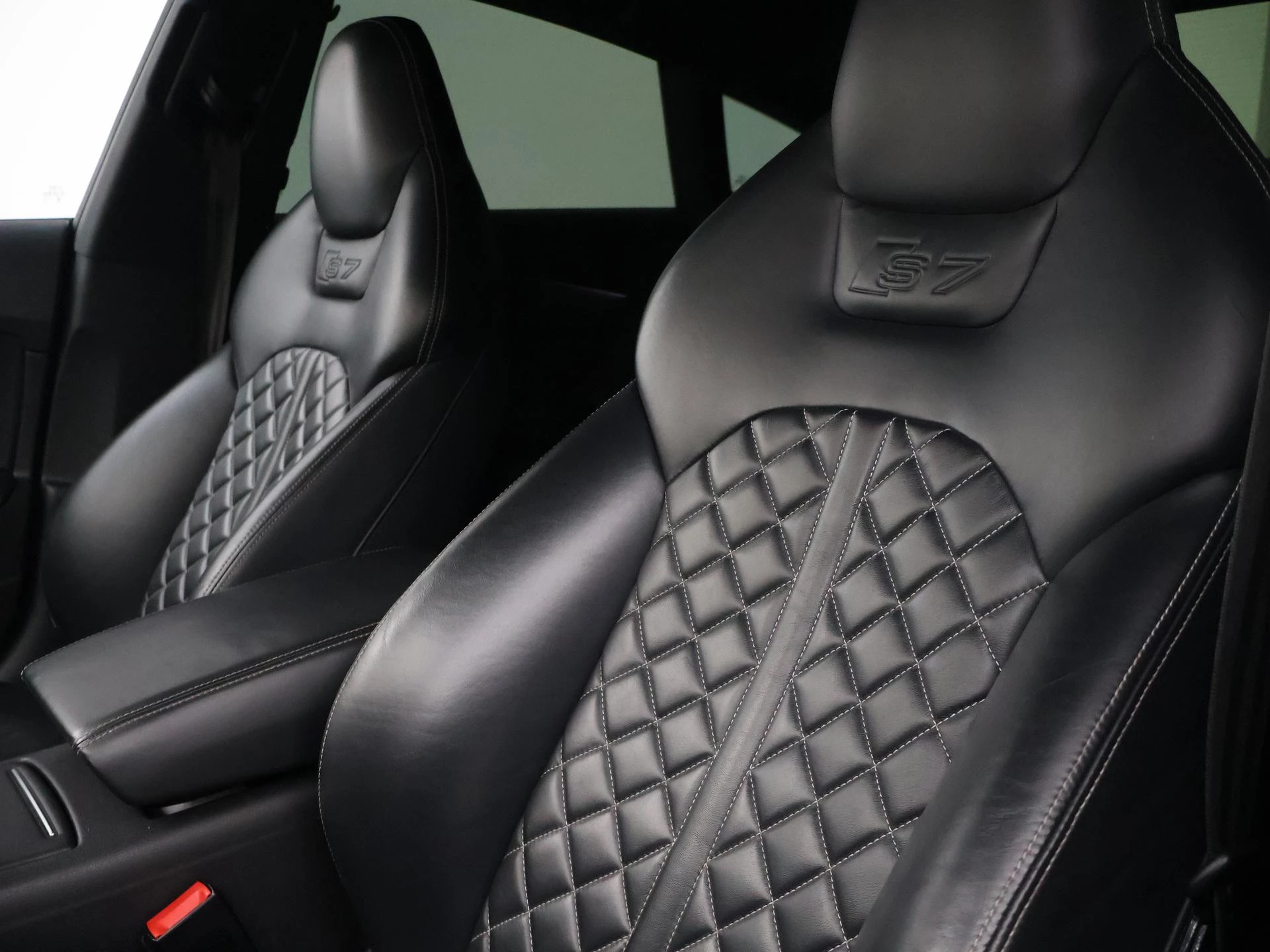 Hoofdafbeelding Audi S7
