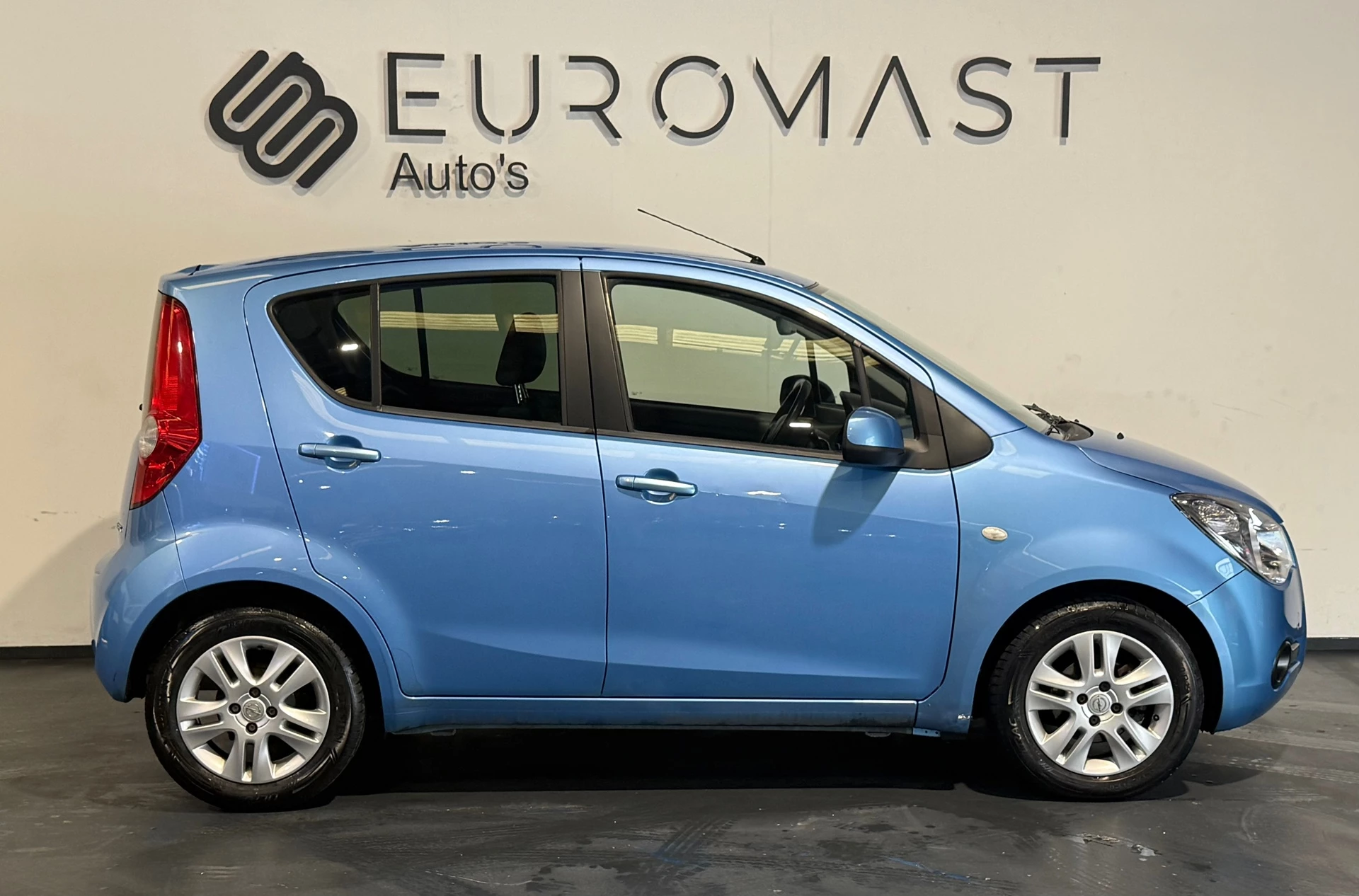 Hoofdafbeelding Opel Agila