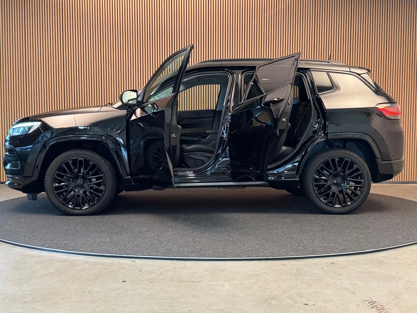 Hoofdafbeelding Jeep Compass