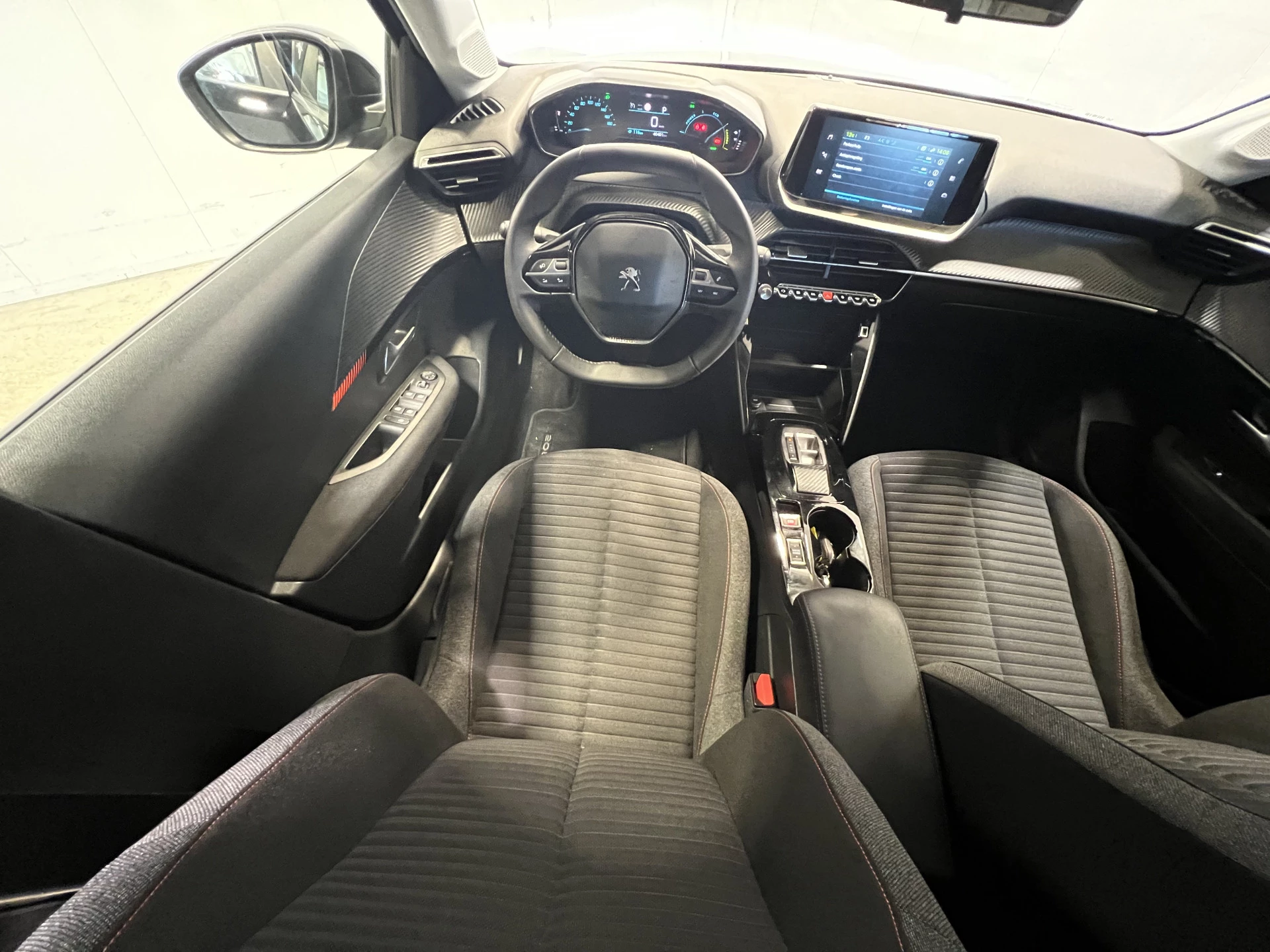 Hoofdafbeelding Peugeot e-208