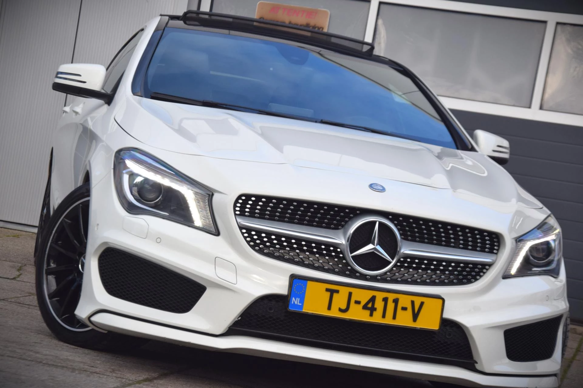 Hoofdafbeelding Mercedes-Benz CLA