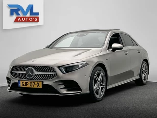 Mercedes-Benz A-klasse 250 e AMG | Widescreen | Carplay Adaptive-cruise Panoramadak Stoelverwarming Camera Sfeerverlichting