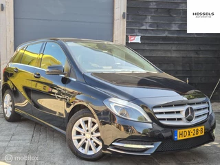 Hoofdafbeelding Mercedes-Benz B-Klasse Mercedes B-klasse 180 Prestige Automaat, Xenon, stoelver